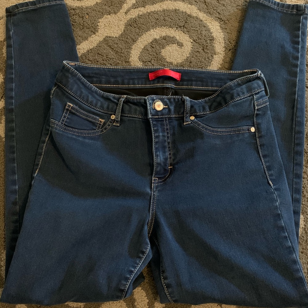 Jennifer Lopez Skinny Jeans size 8
